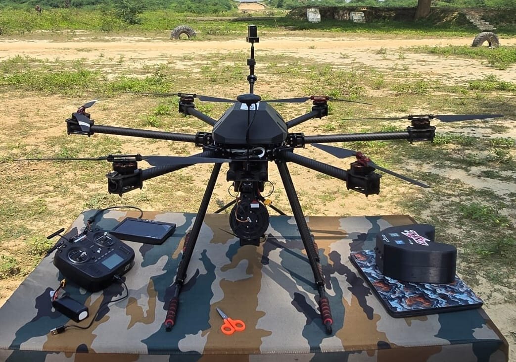 Airborne sensor node and ground control at the trial site